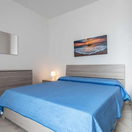 Gioia 2 Puglia On Line Marina Di Pescoluse
